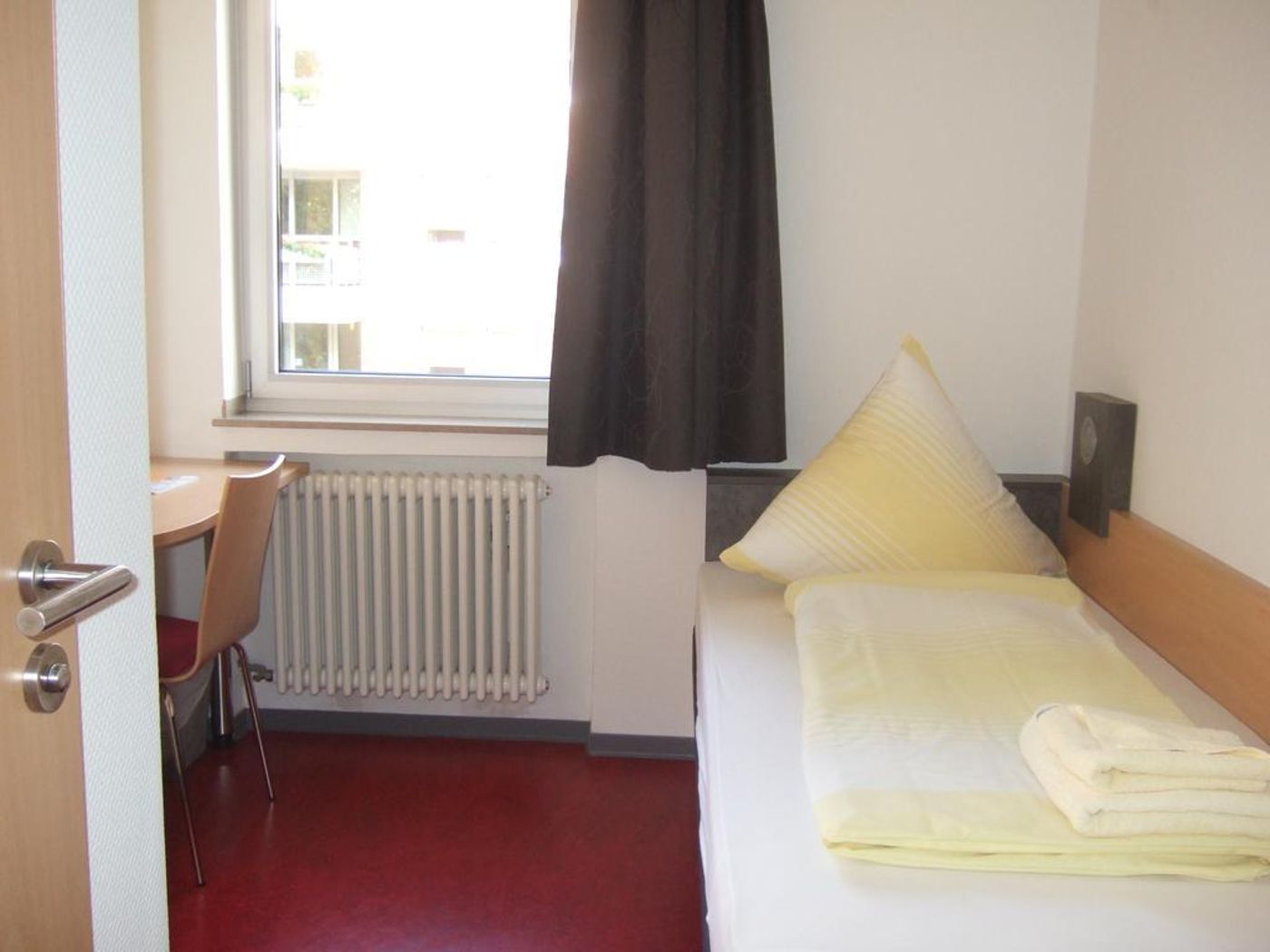 DJH Jugendgästehaus Adolph Kolping-Germany-DORTMUND -General view-3