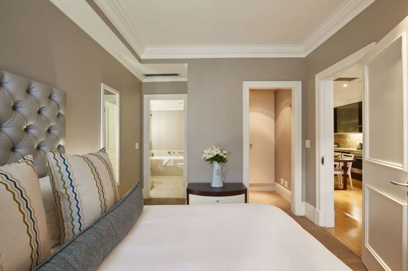 Mandela-Rhodes-Place-Hotel---Spa-Room-16