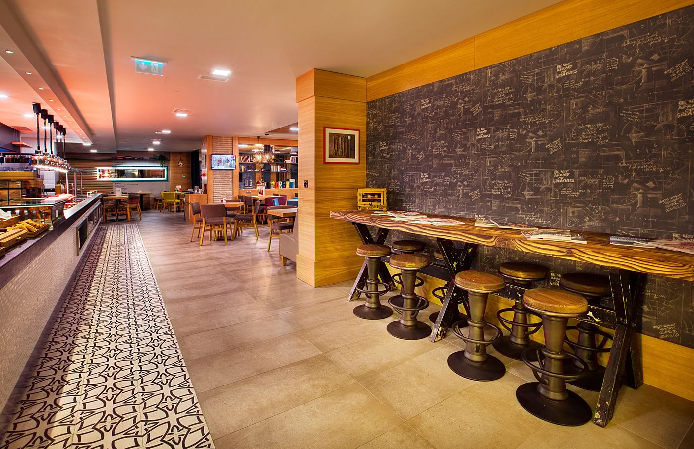 Holiday-Inn-Istanbul-Kadikoy-Restaurant-47