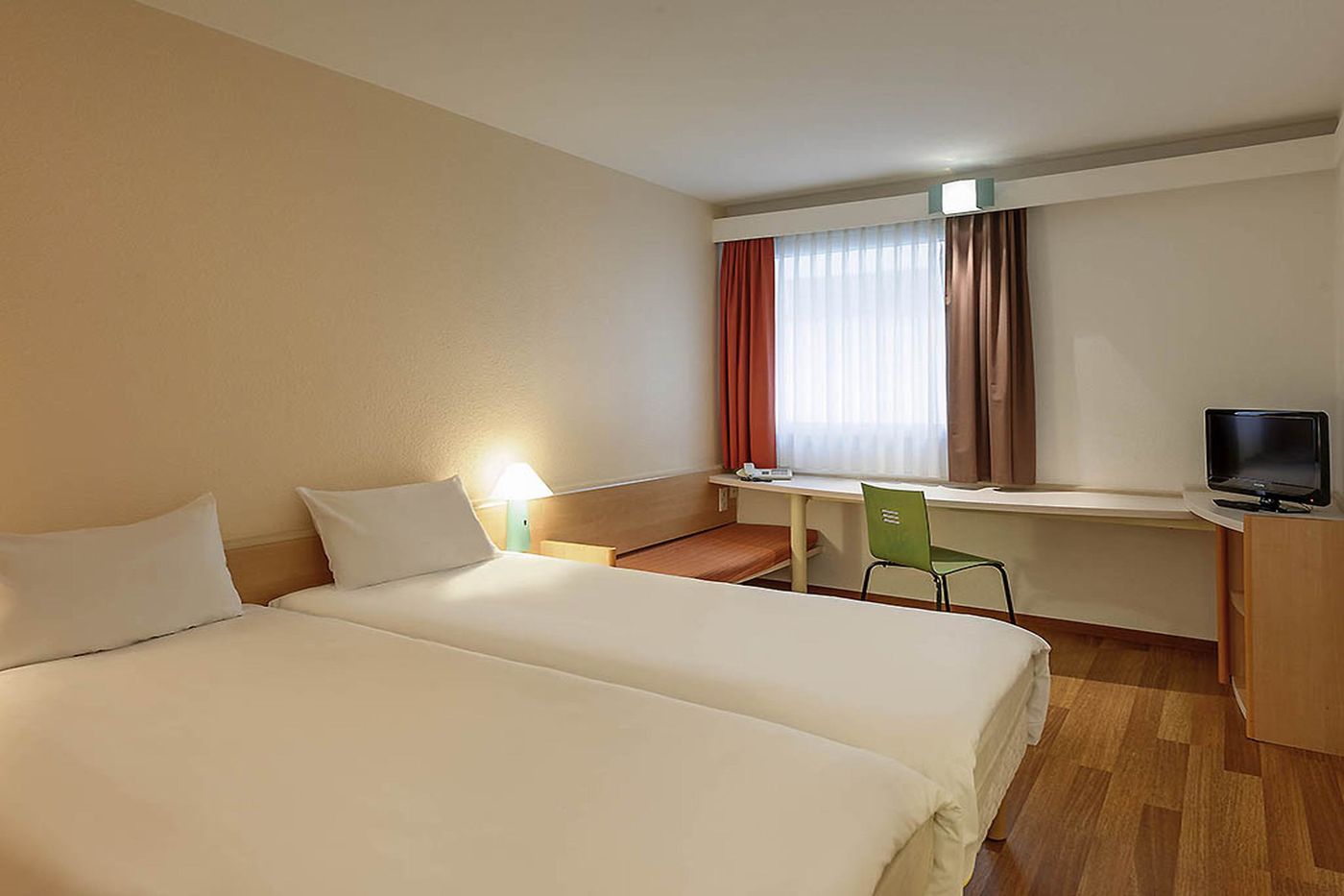 ibis Frankfurt Airport - Germany - KELSTERBACH - Room - 4
