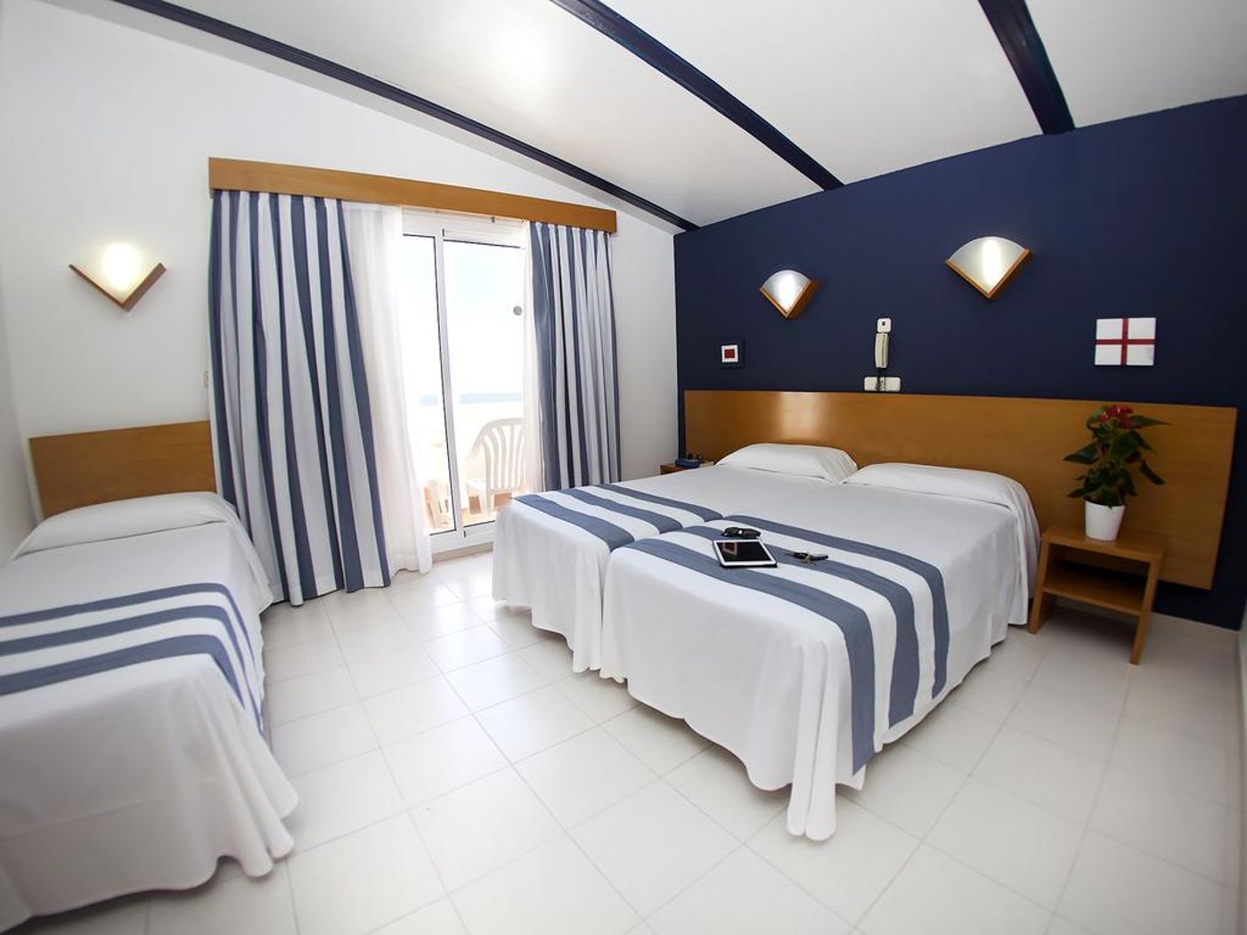 Els-Pins-Hotel-Room-27