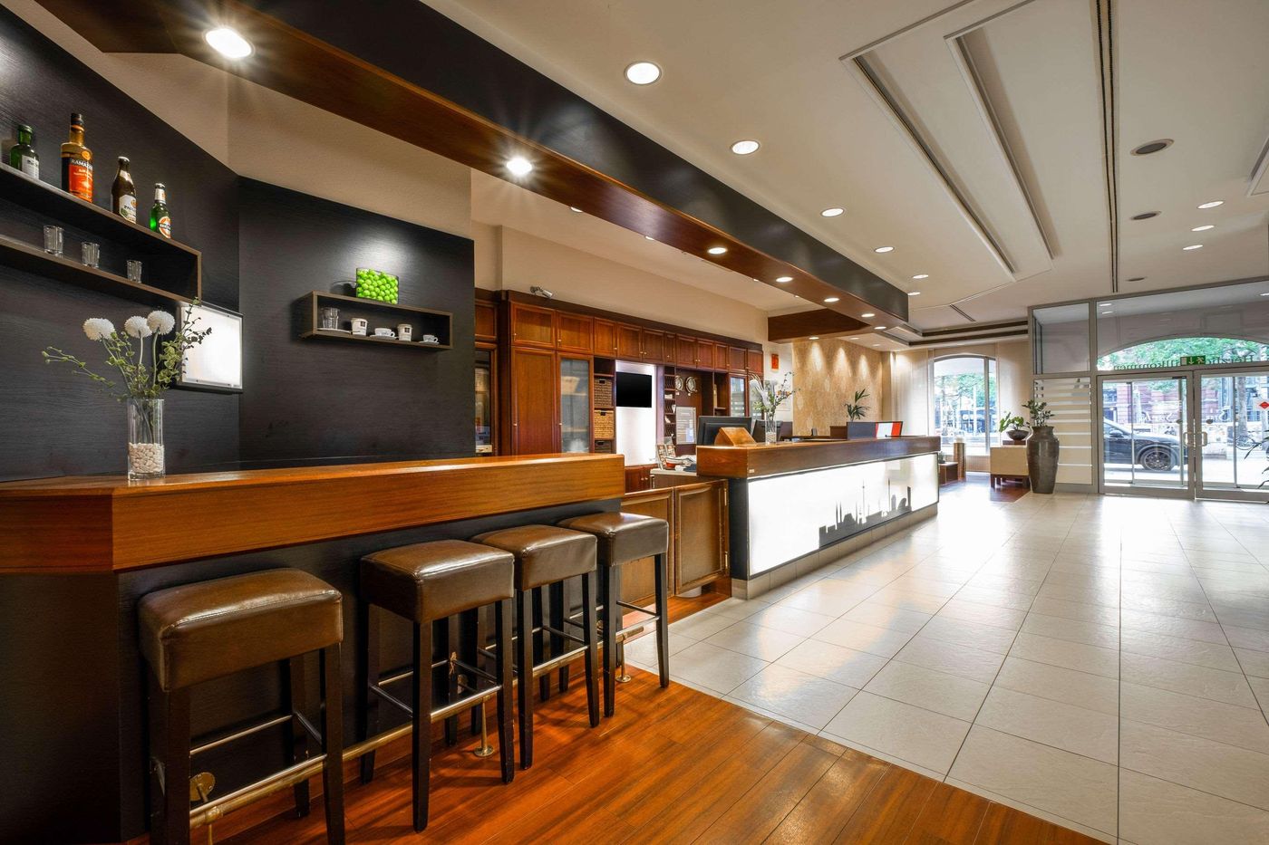 PLAZA Premium Columbus Bremen-Germany-BREMEN-Lobby-8