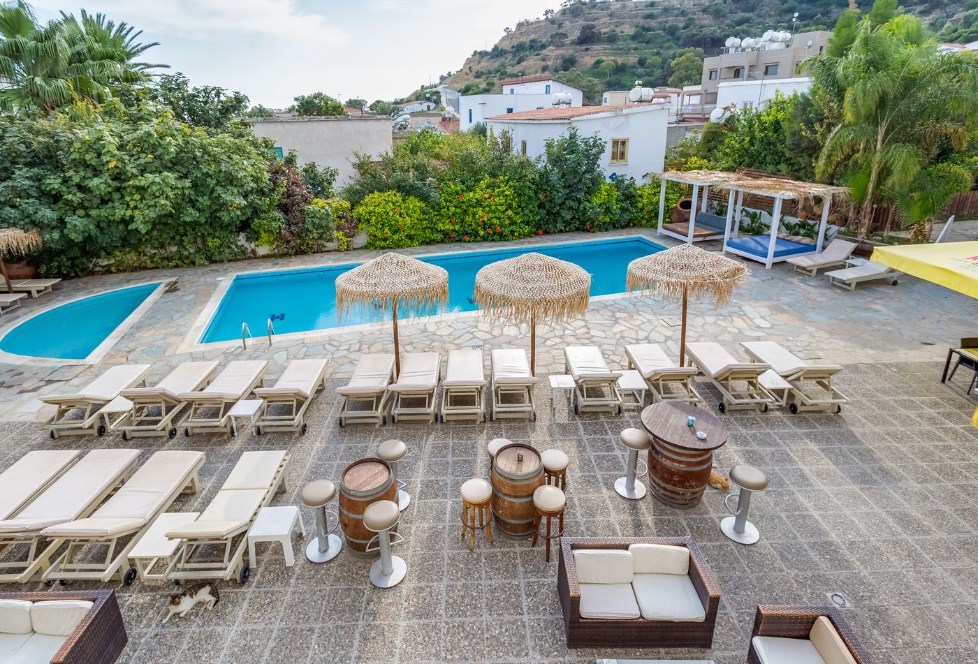 Antonis-G-Hotel-Pool-8