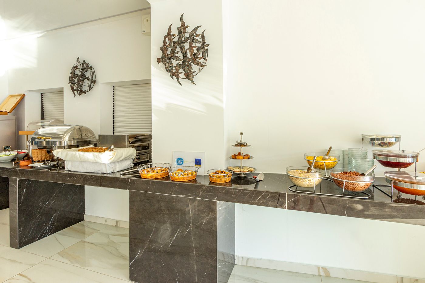 Dionysos-Luxury-Hotel-Mykonos-Restaurant-30