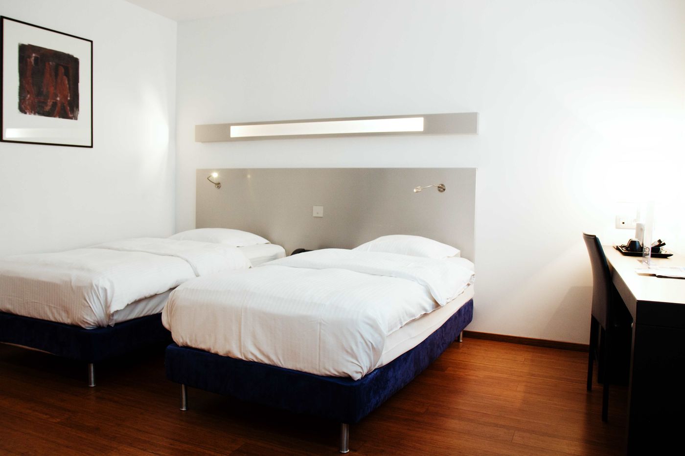 Aqua-Hotel-Brussels-Room-7