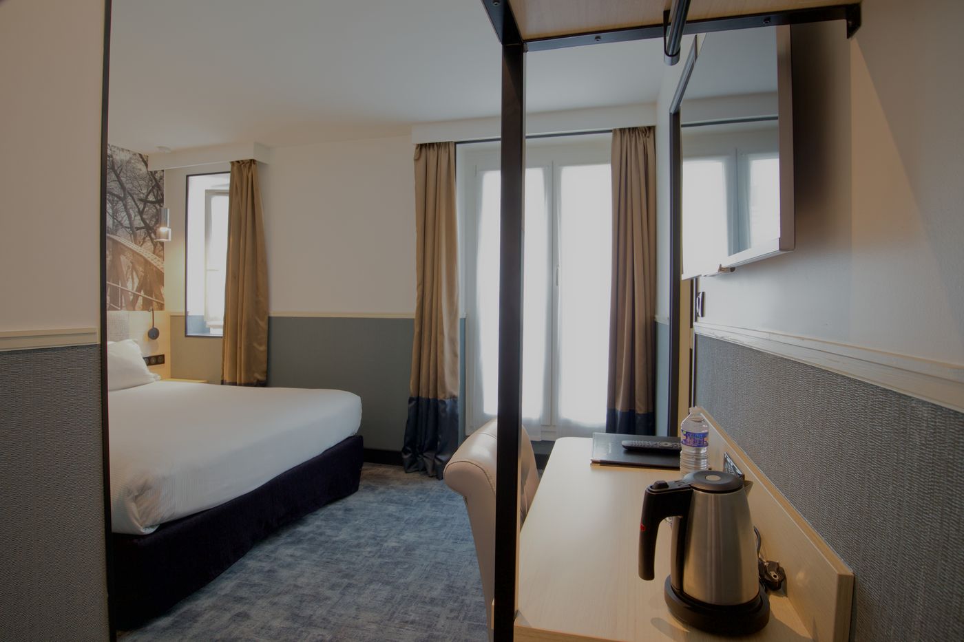 Appia-La-Fayette-Room-21