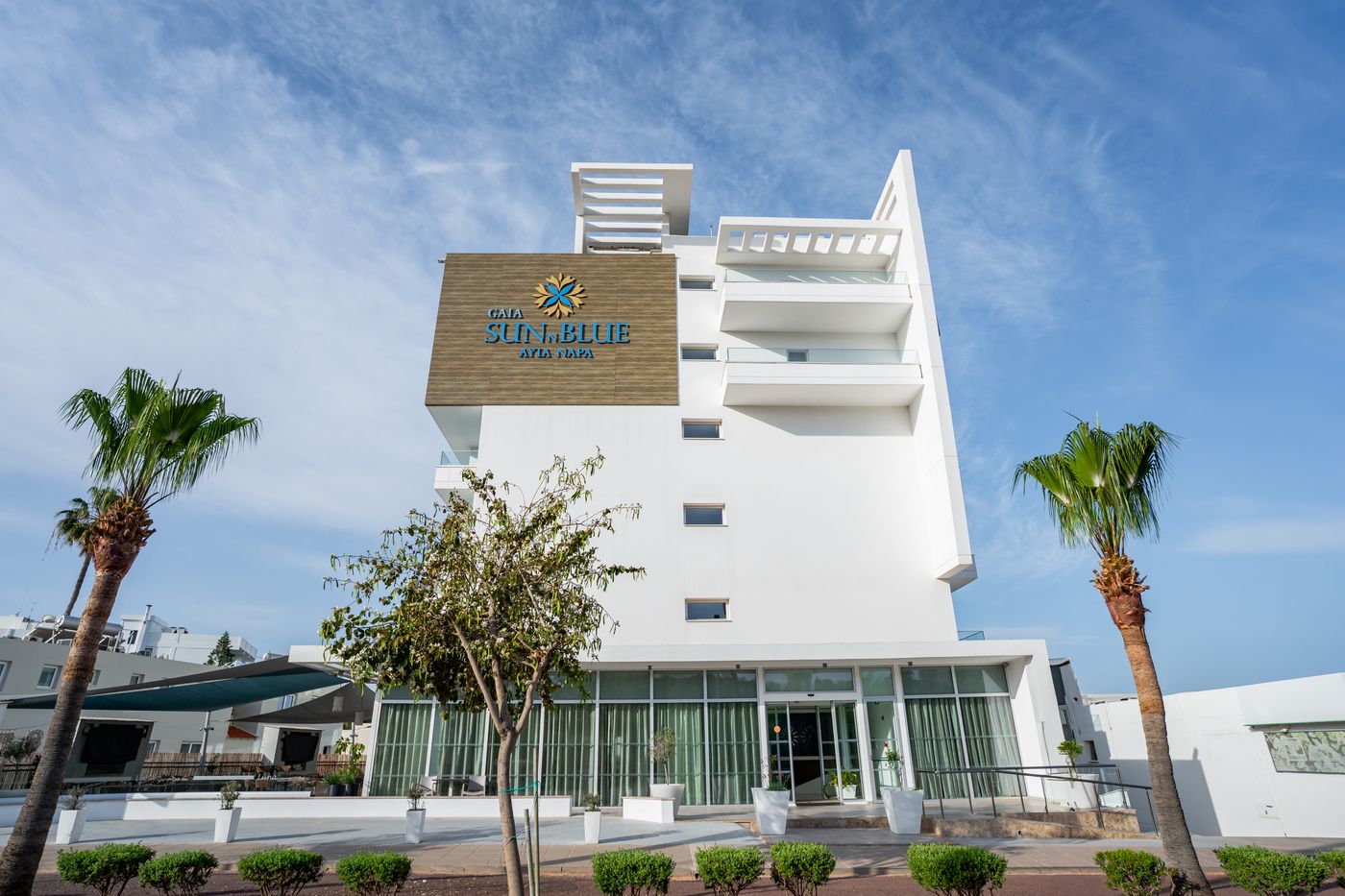 Sun-N-Blue-Boutique-Hotel-General-view-12