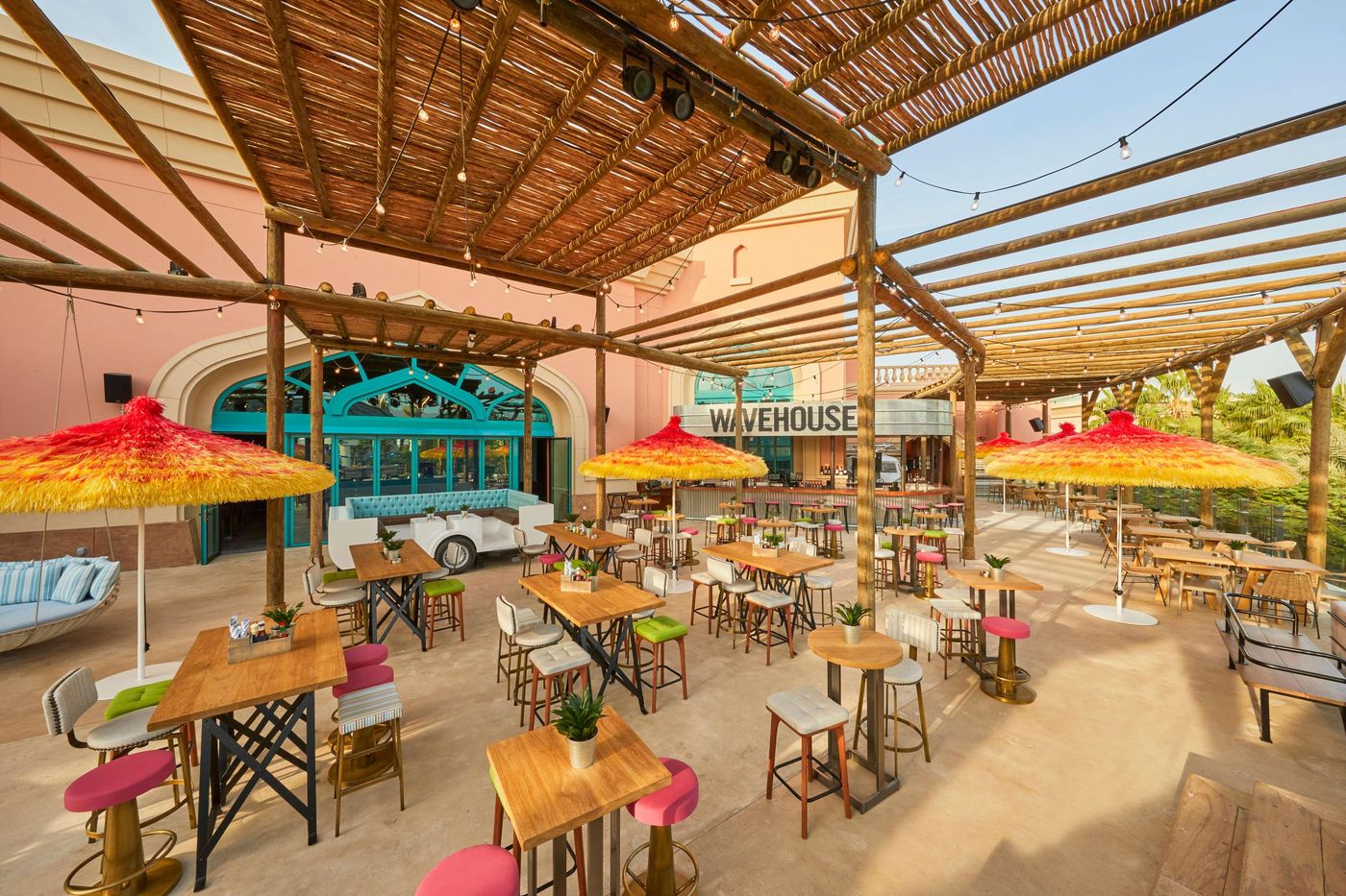 Atlantis--The-Palm-Bar-24