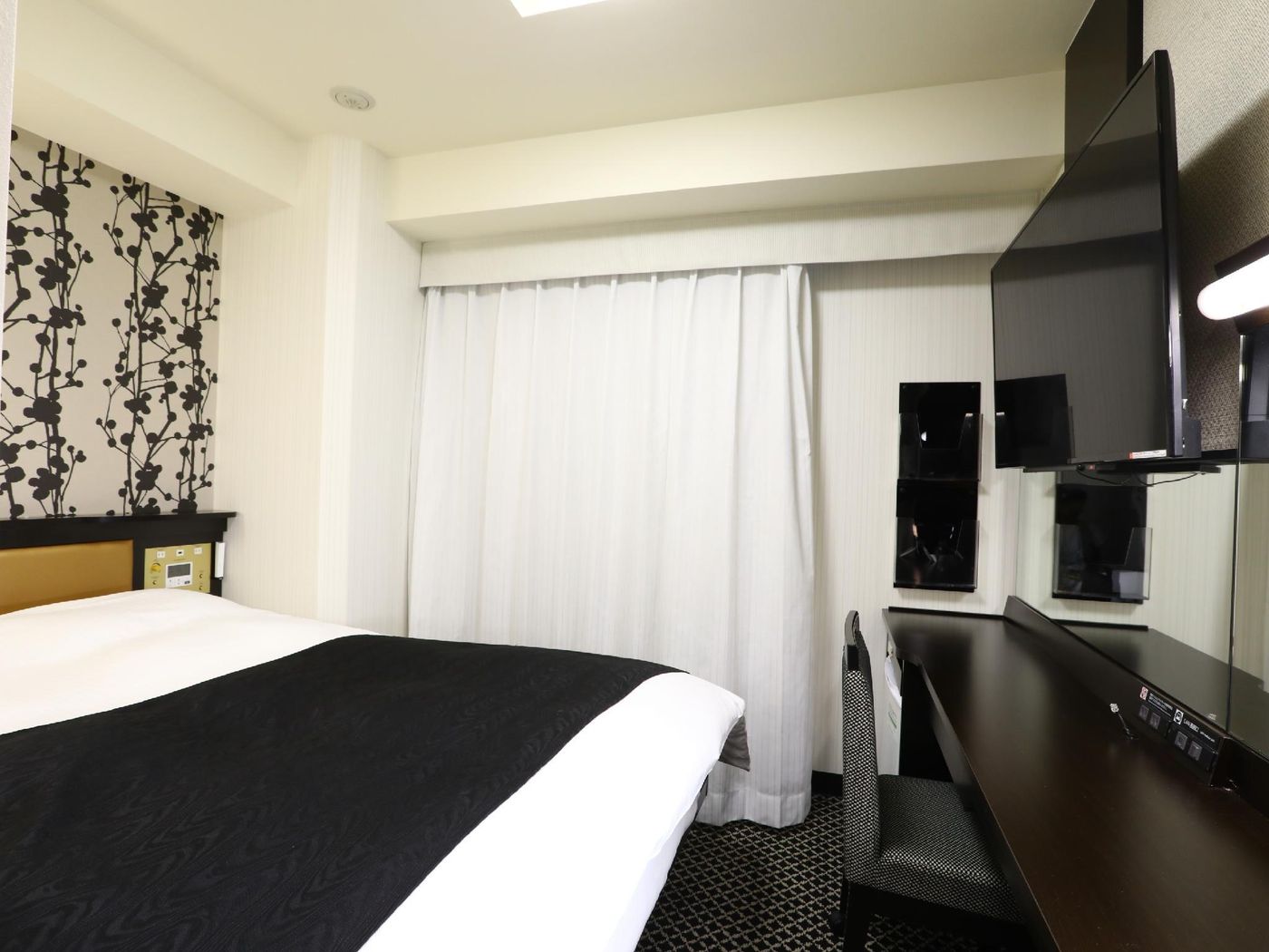 APA Hotel Iidabashi-Eki Minami-Japan-Tokyo-General view-2