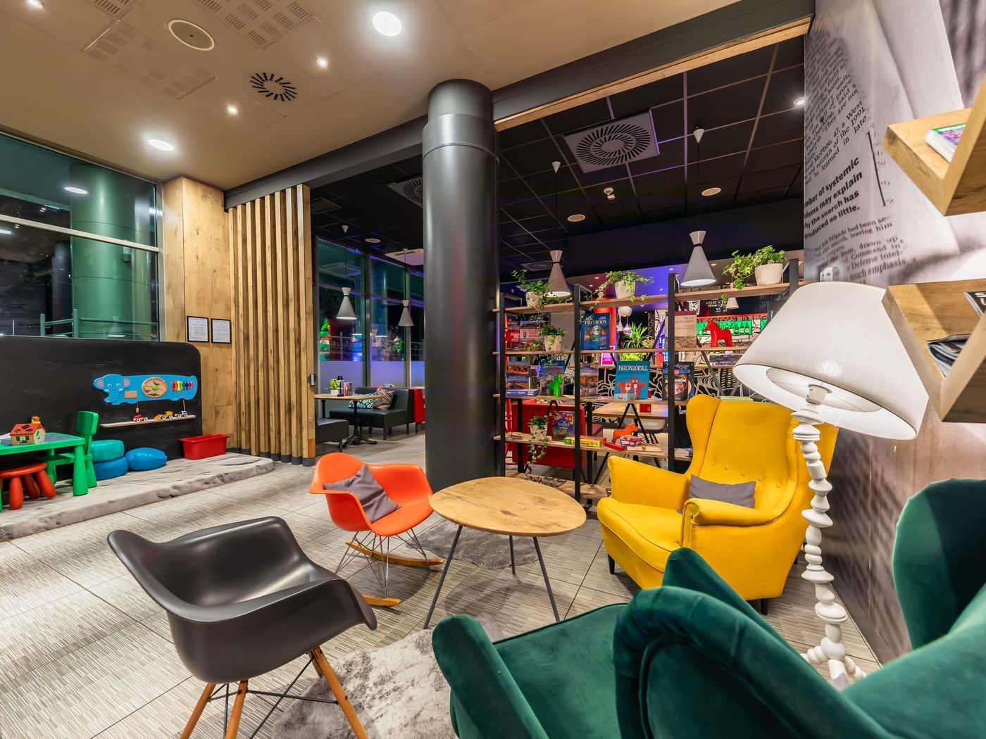 Ibis-Warszawa-Centrum-General-view-91