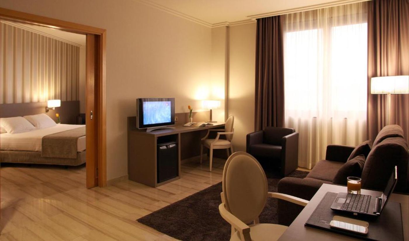 Ciutat-de-Tarragona-Room-14