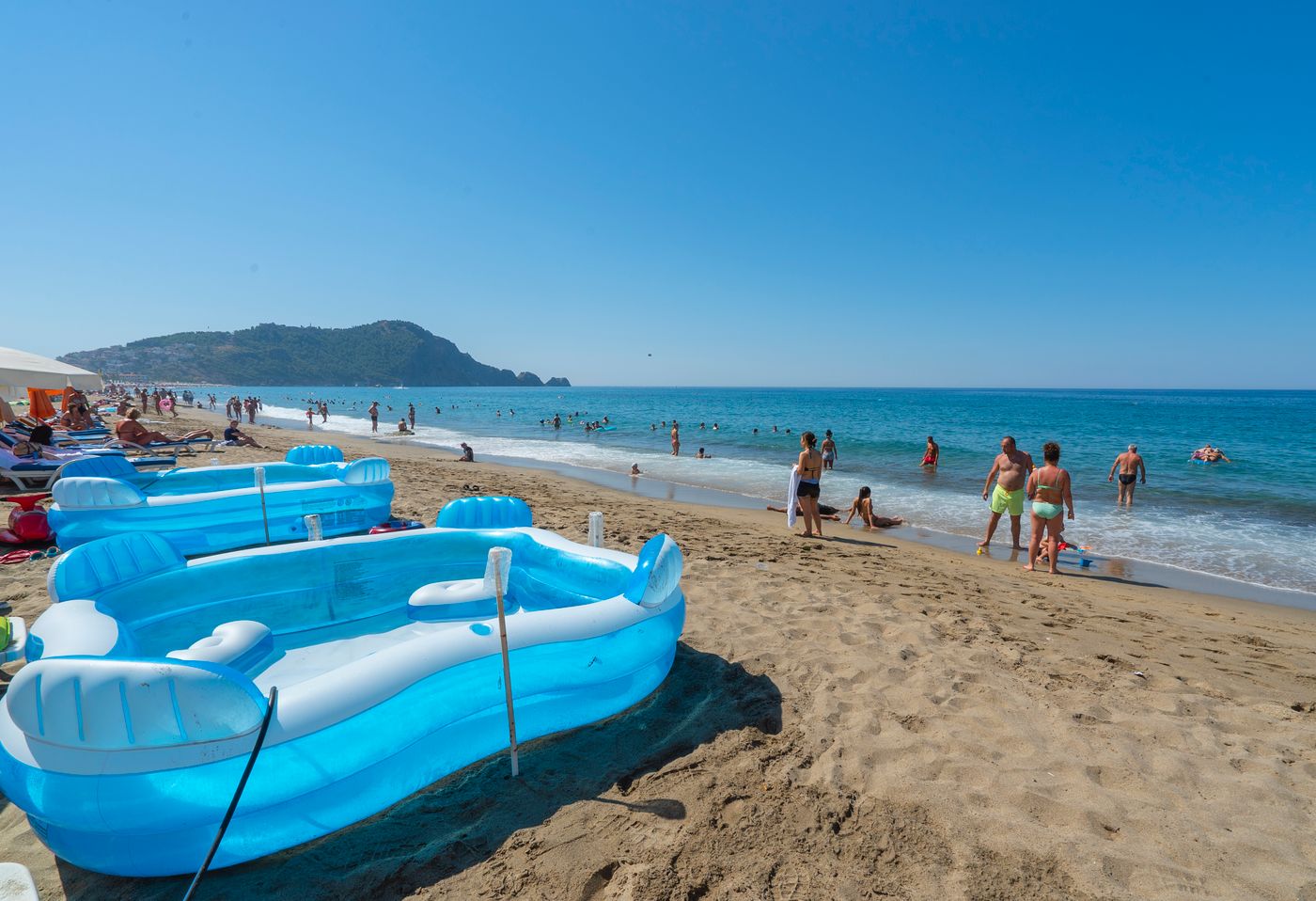 Kleopatra-Celine-Beach-29