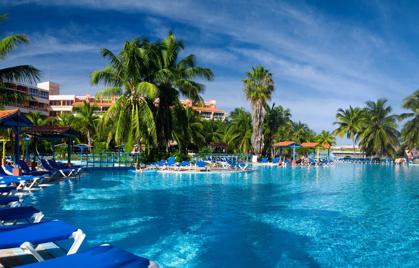 Occidental Arenas Blancas