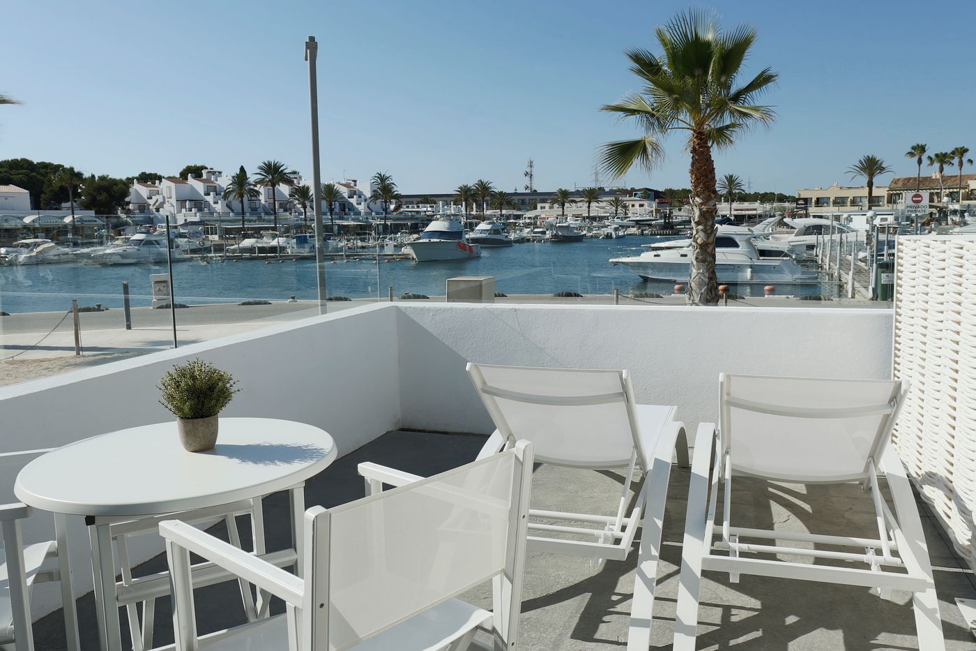 Casas-del-Lago-Hotel---Beach-Club-Room-51