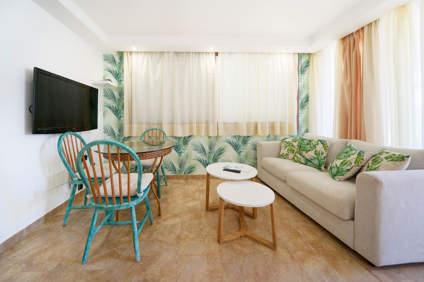 Apartamentos-Cocoteros-Room-21