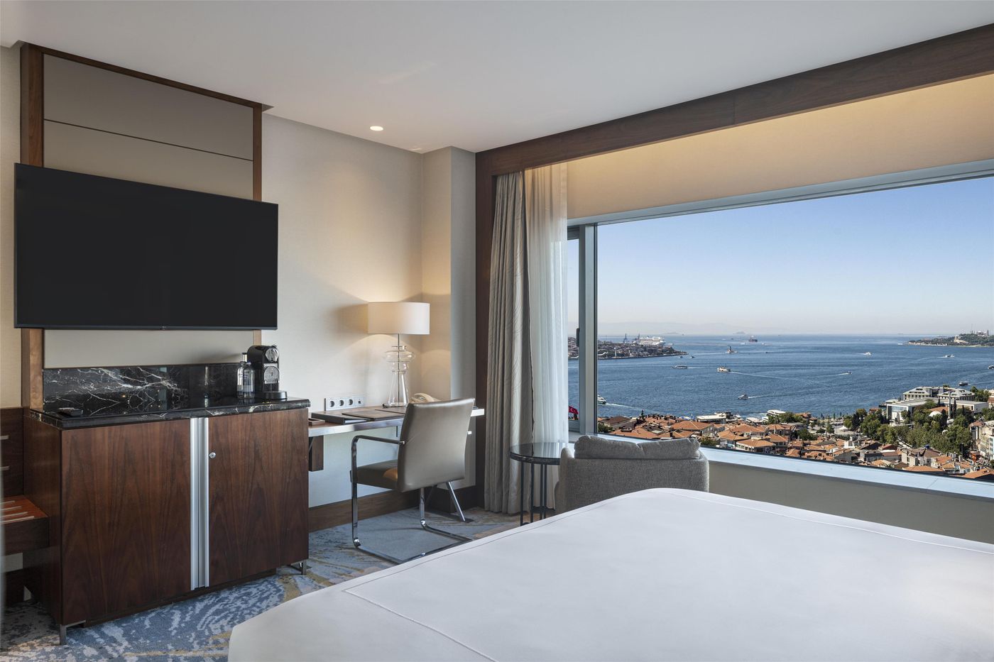 Conrad-Istanbul-Bosphorus-Room-25