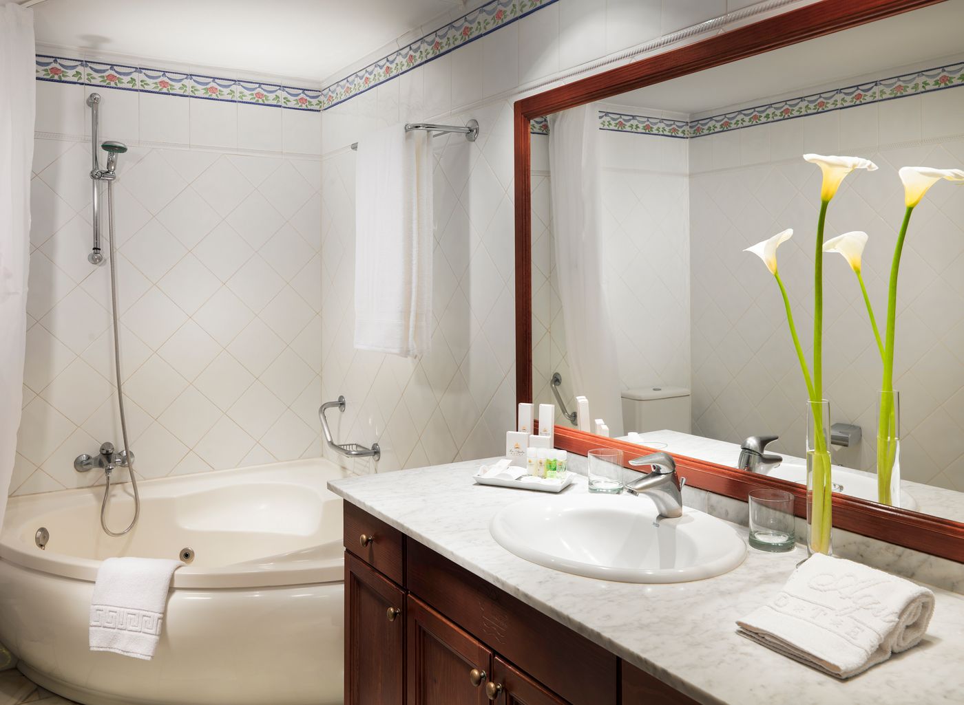 Hotel-Las-Aguilas-Tenerife-Affiliated-by-Melia-Room-47