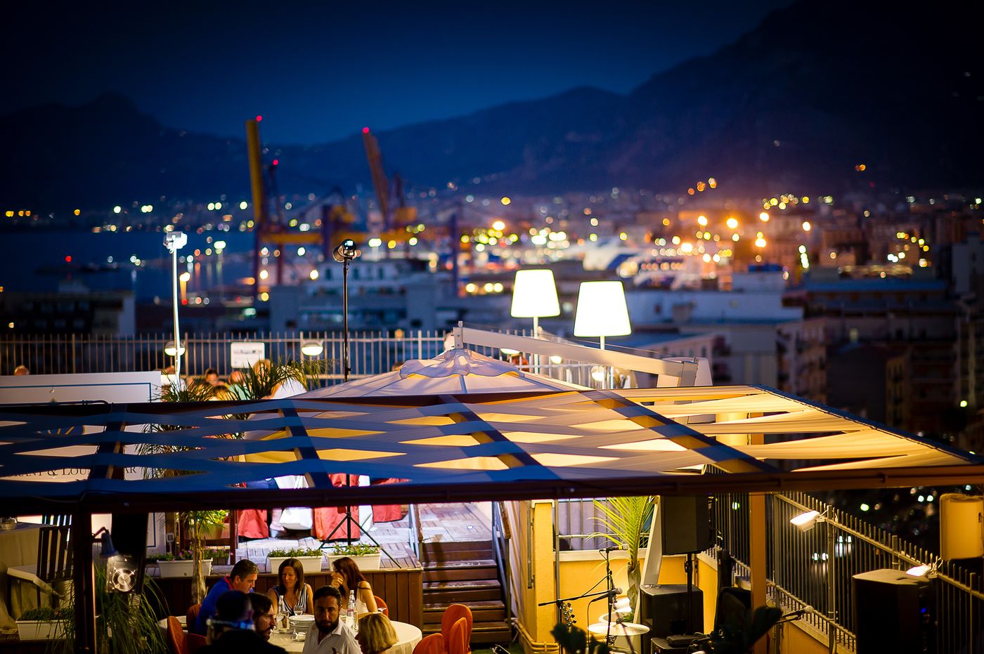 Astoria-Palace-Hotel-Terrace-49