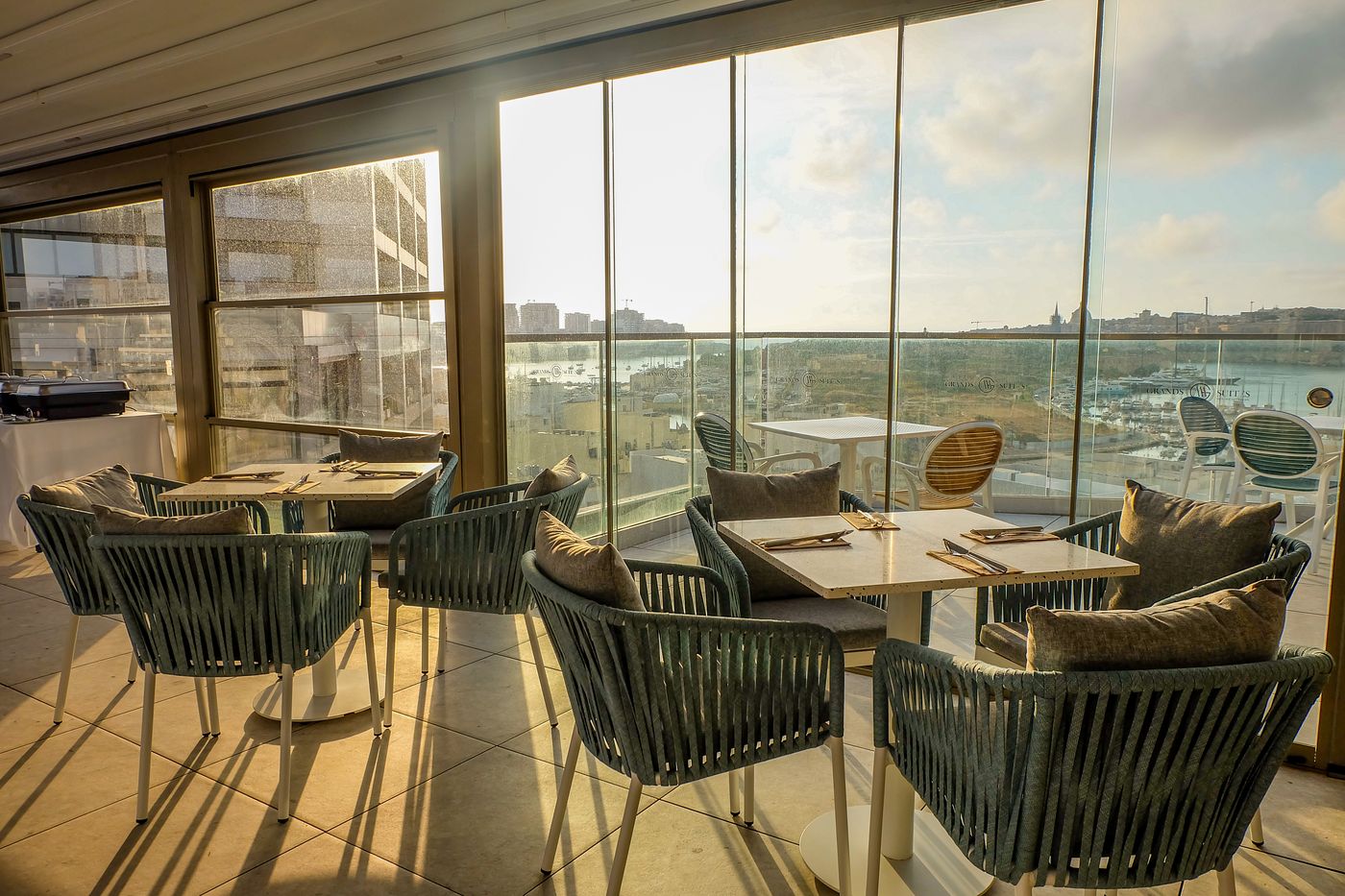 Grands-Suites-Hotel-Residences---Spa-Restaurant-44