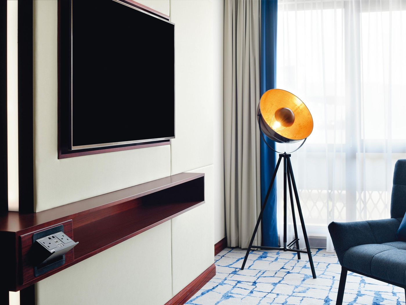 Movenpick-Bur-Dubai-Room-27