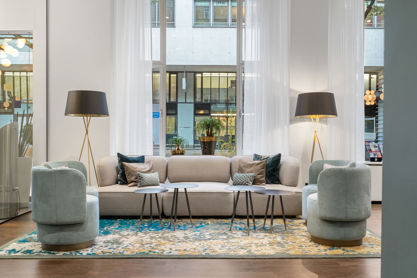 Waldstaetterhof Swiss Quality Hotel-Switzerland-Lucerne-Lobby-6