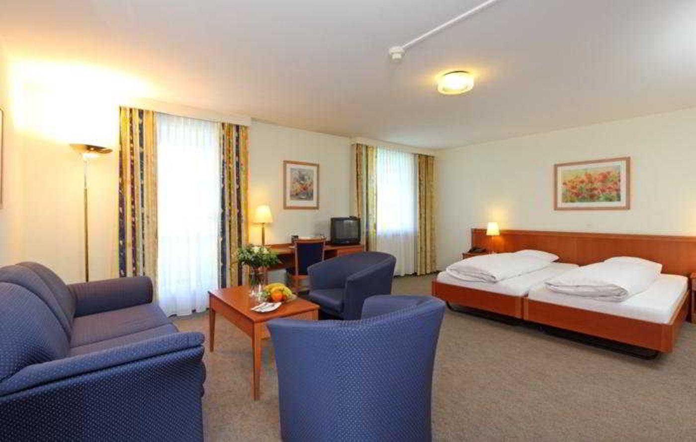 Schiff am Rhein-Switzerland-RHEINFELDEN / BASEL-Room-3