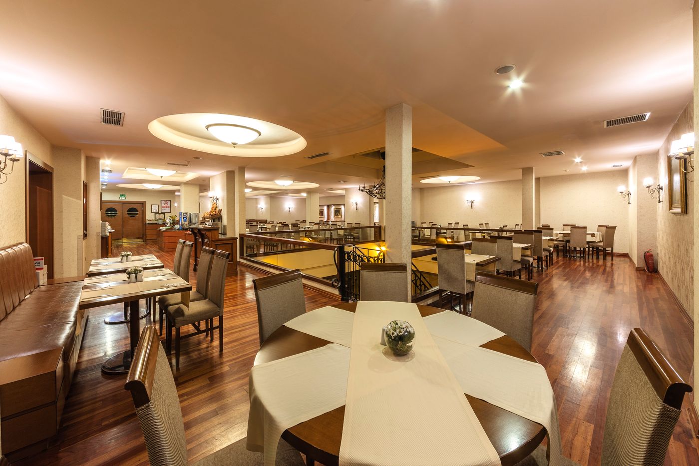 Grand-Yavuz-Istanbul-Restaurant-7