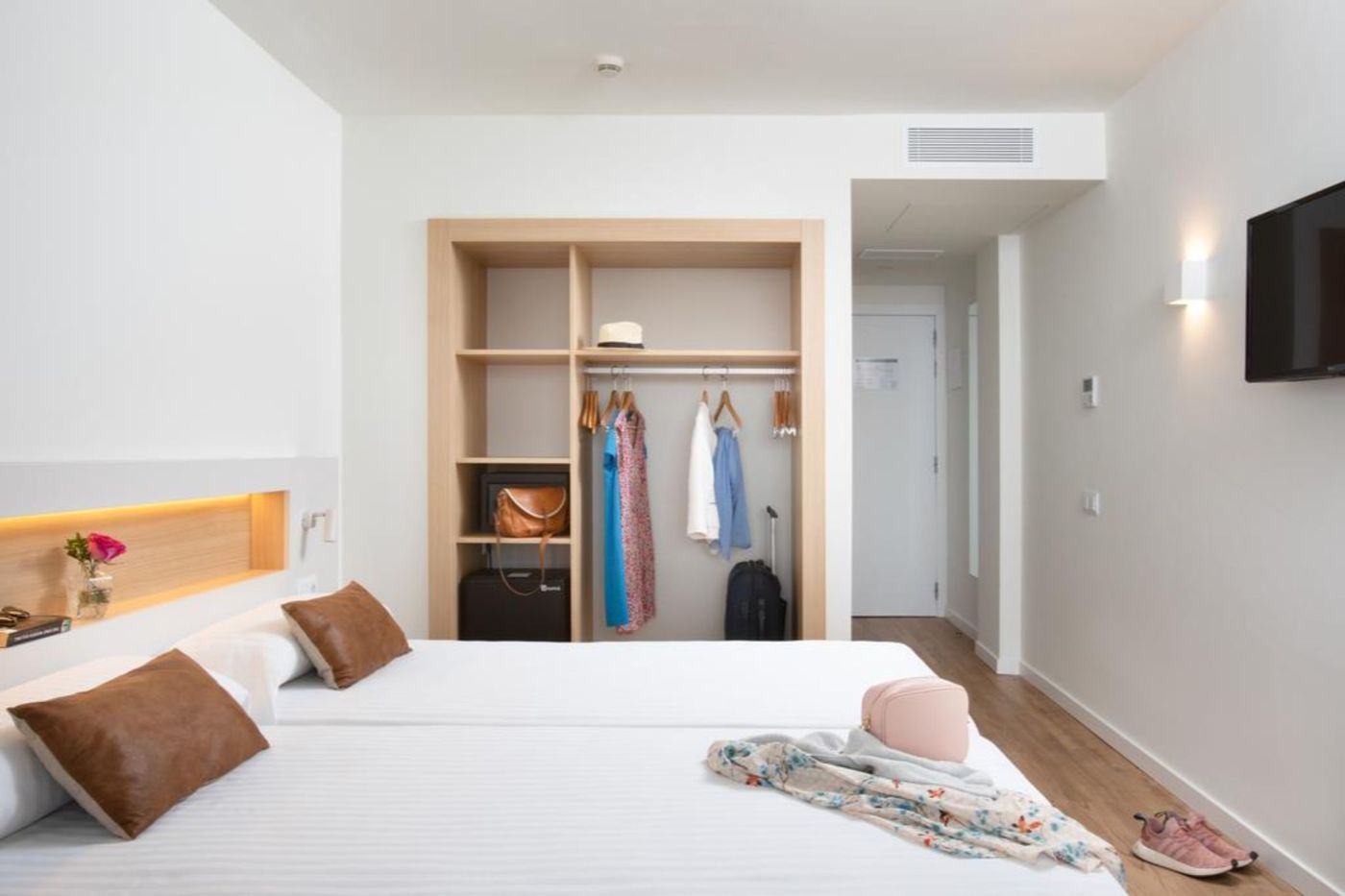 Prestige-Sant-Marc-Room-25