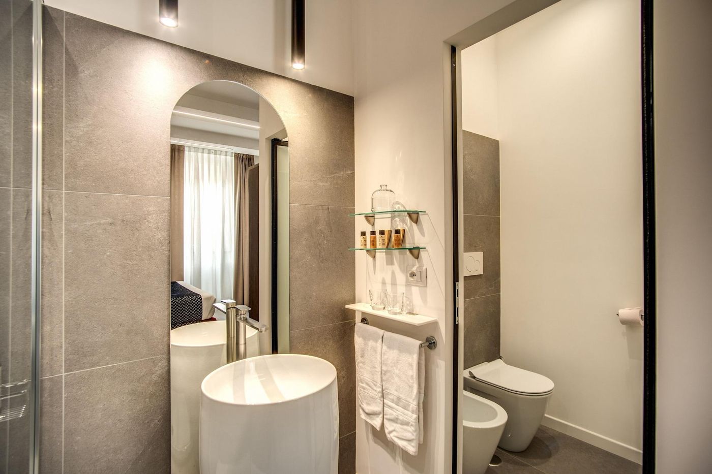 Little-Queen-Suite-Room-59