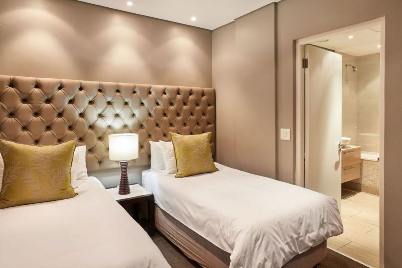 Mandela-Rhodes-Place-Hotel---Spa-Room-26