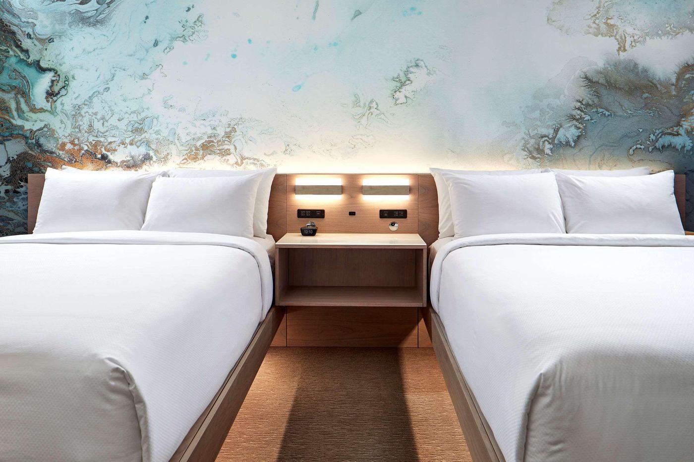 Cambria-Hotel-Anaheim-Resort-Area-Room-28