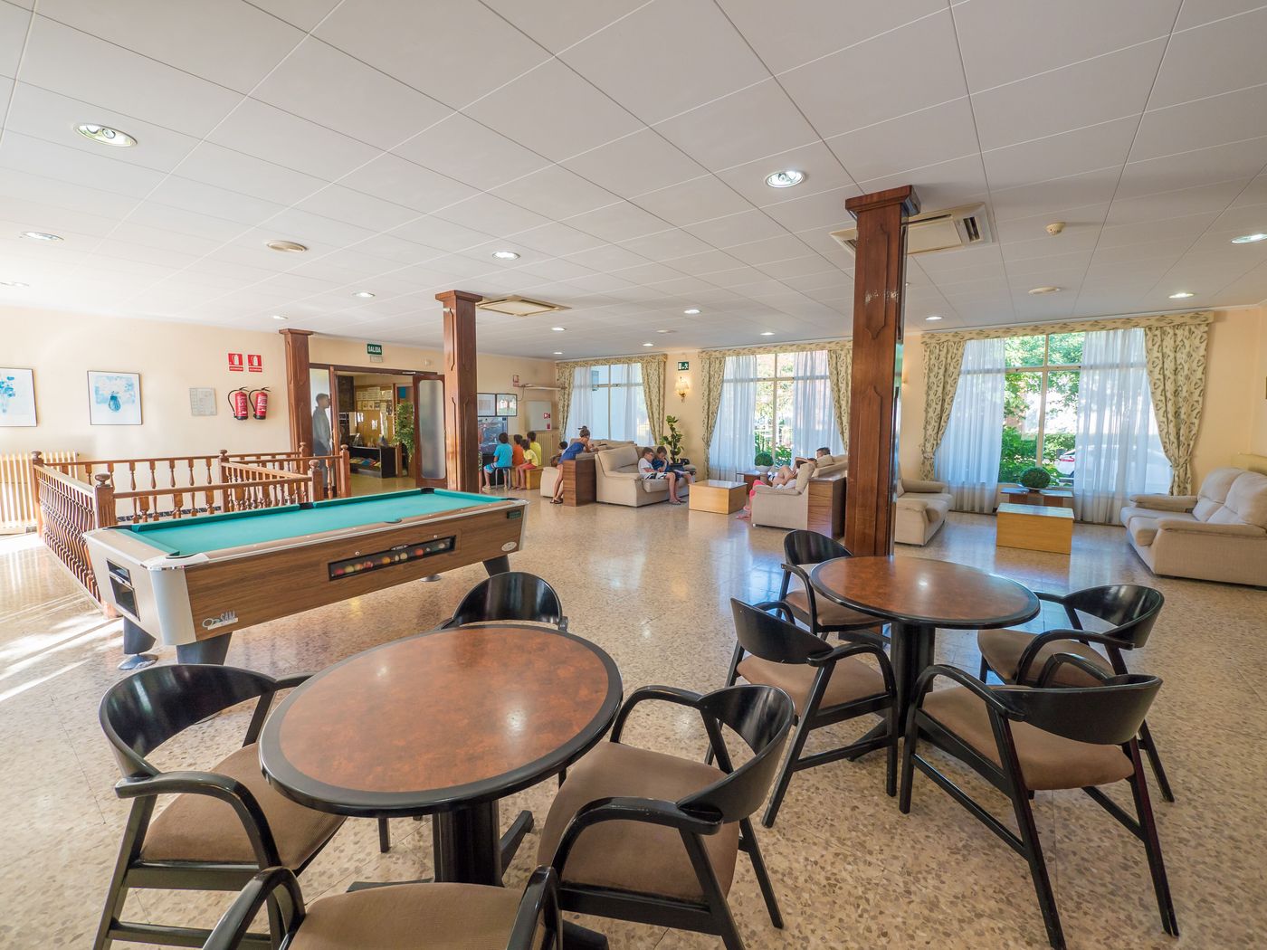 Hotel Checkin Pineda