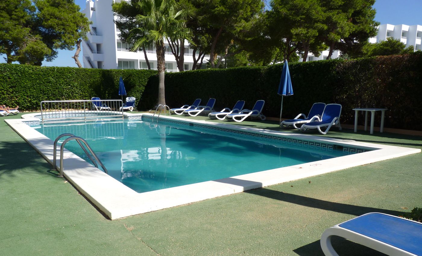 Apartments-Vista-Playa-1-Pool-3