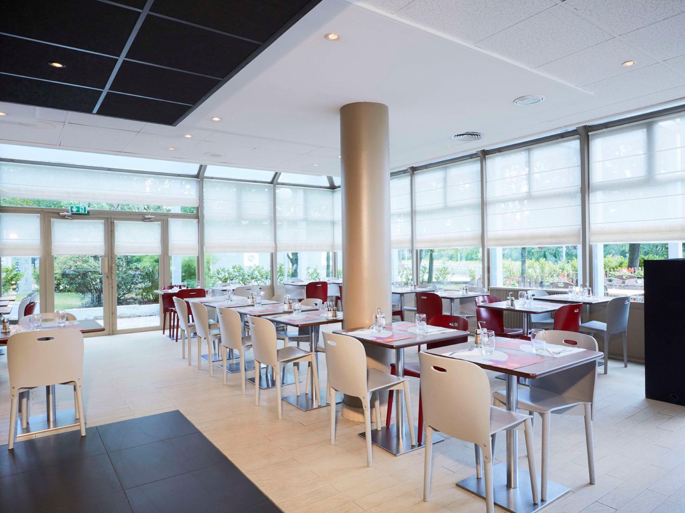 Campanile-Paris-Est-Bobigny-Restaurant-25
