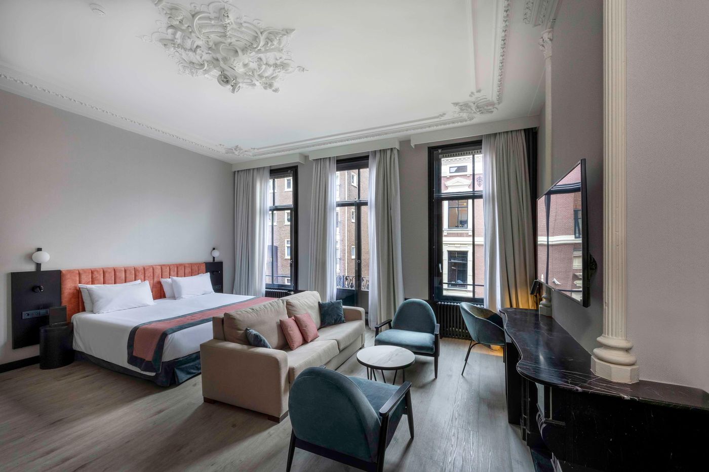 Catalonia-Vondel-Amsterdam-Room-51