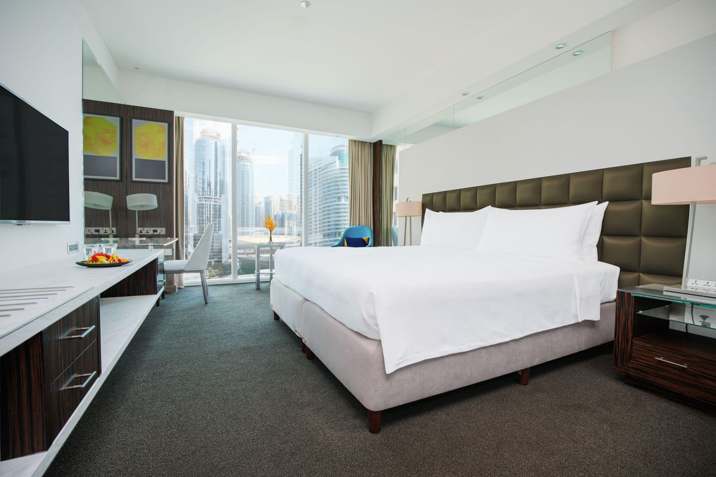 Bonnington-Jumeirah-Lakes-Towers-Room-18