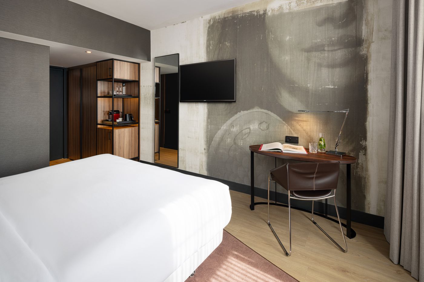 NH-Collection-Amsterdam-Flower-Market-Room-38