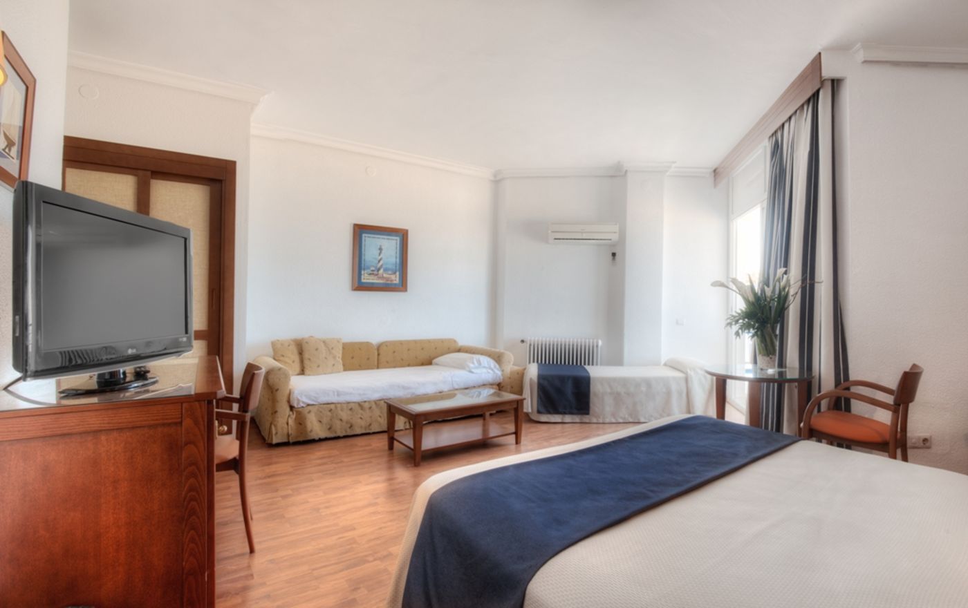 Hotel-Puertobahia---SPA-General-view-34