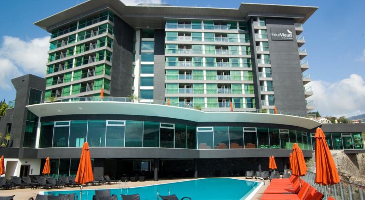 Fourviews Baia Hotel