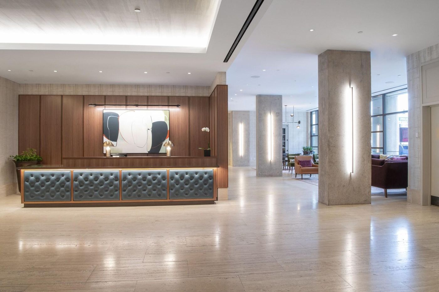 The-Colonnade-Hotel-Lobby-6