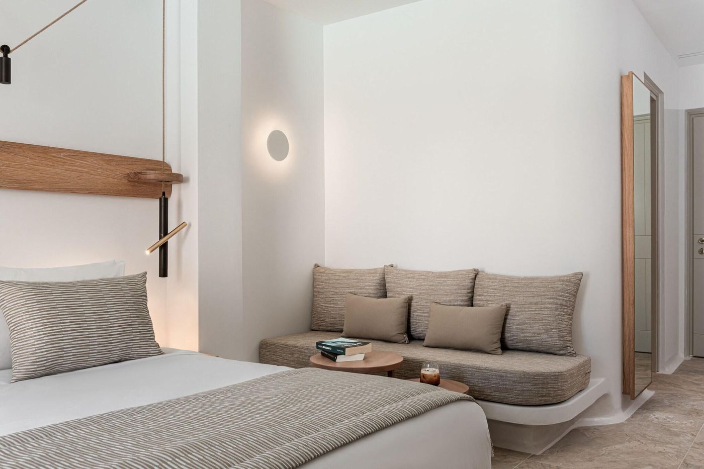 Santorini-Kastelli-Resort-Room-40