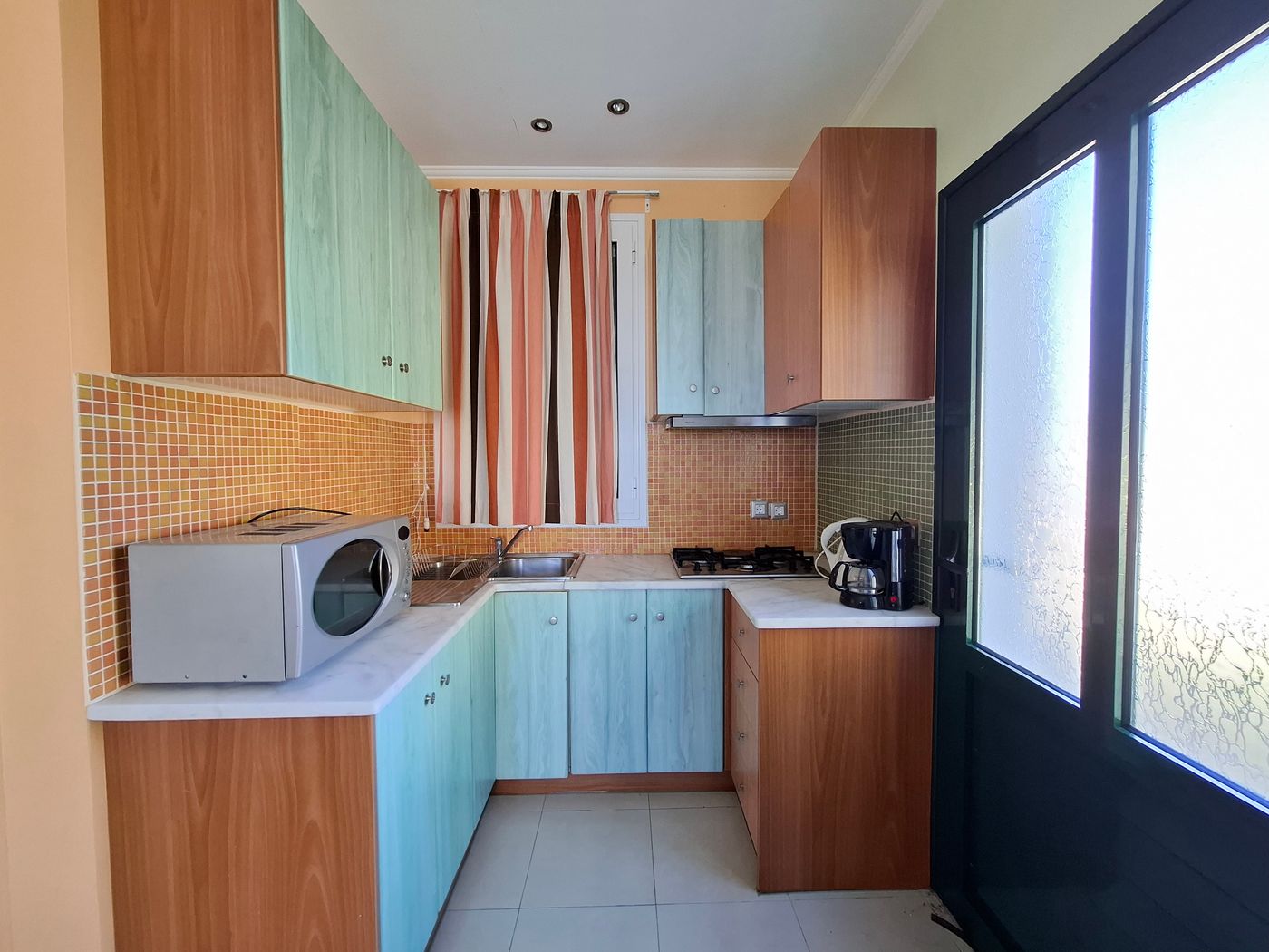 Hotel-Sunrise-Inn-Room-54