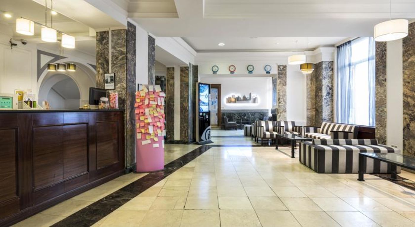 Oriente Atiram Hotel