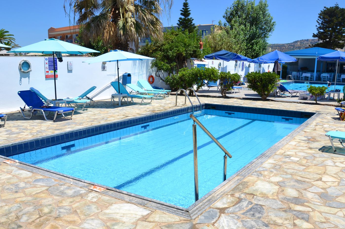 Galeana-Beach-Aparthotel-Pool-6