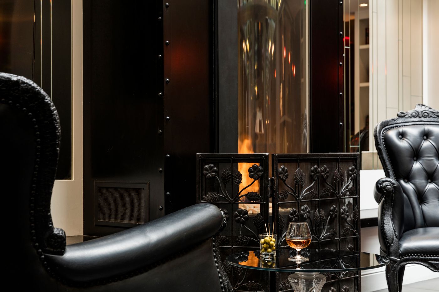 Best-Western-Premier-Louvre-Saint-Honore-Lobby-10