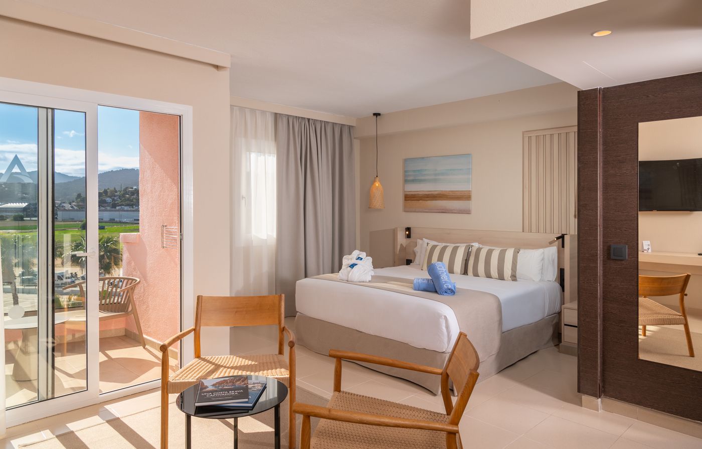 AQUA Hotel The Breeze