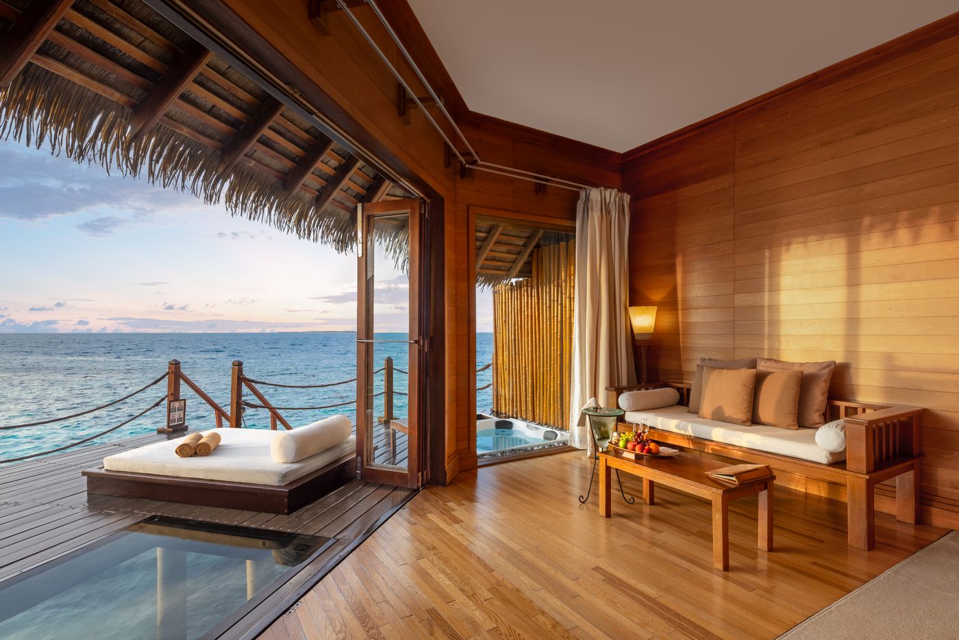 Adaaran Select Meedhupparu & Prestige Water Villas Maldives