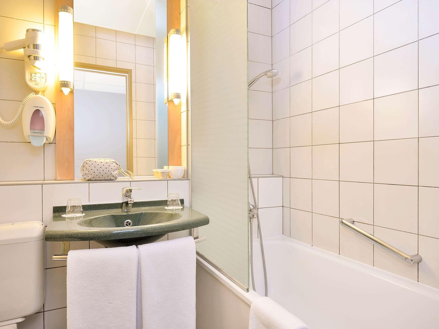 ibis-Budapest-Citysouth-Room-32