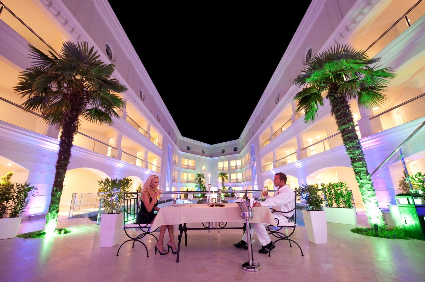 Elinotel-Apolamare-Restaurant-52