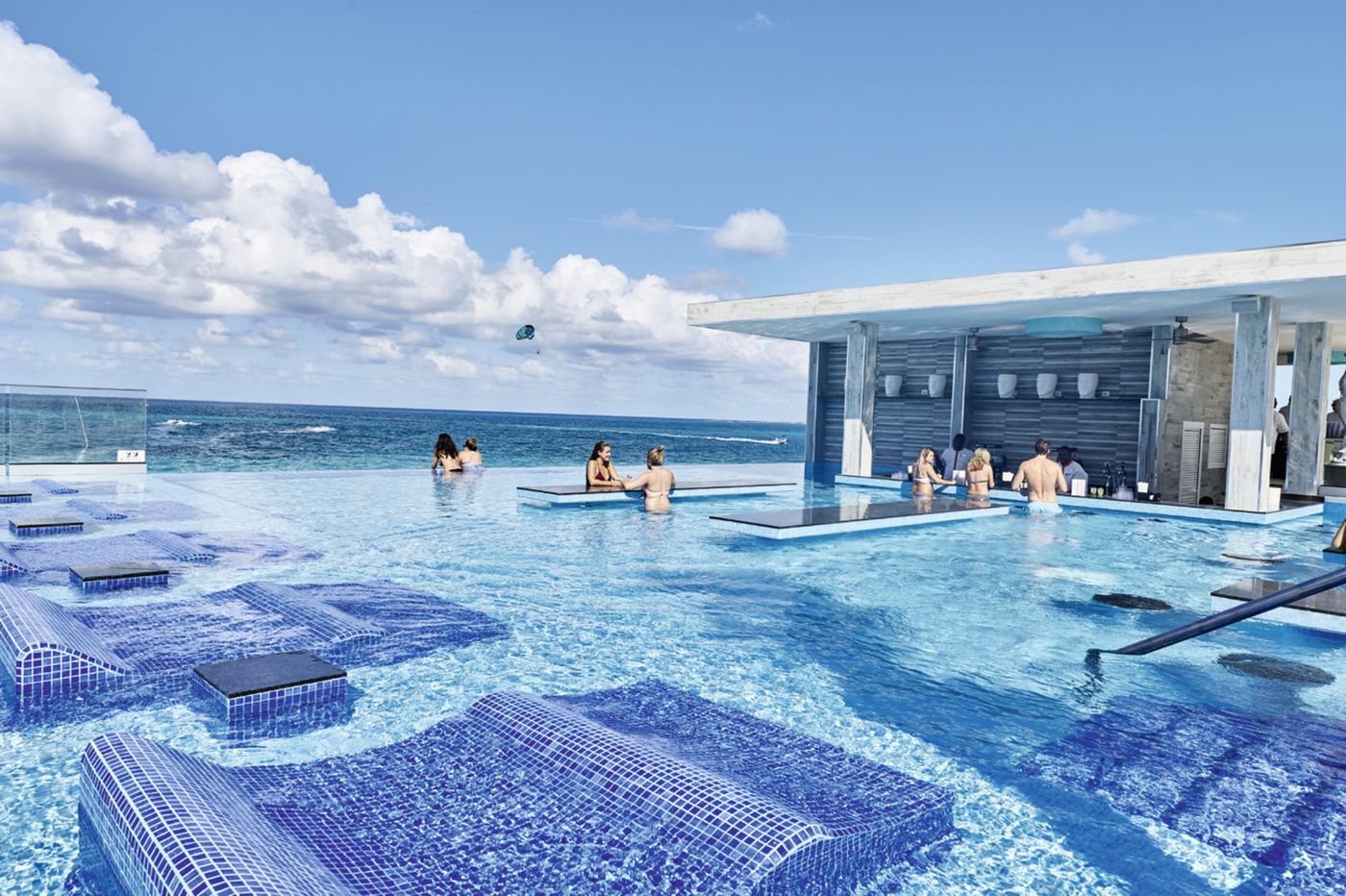 Riu-Paradise-Island---Adults-Only-Pool-3